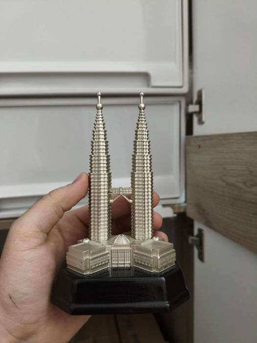 Статуэтка с Малайзии