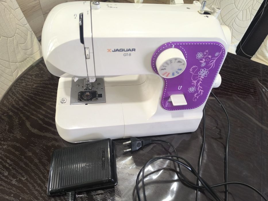 Швейная машинка JAGUAR