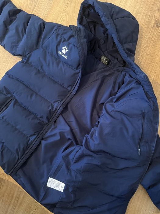 Продается зимная куртка kelme