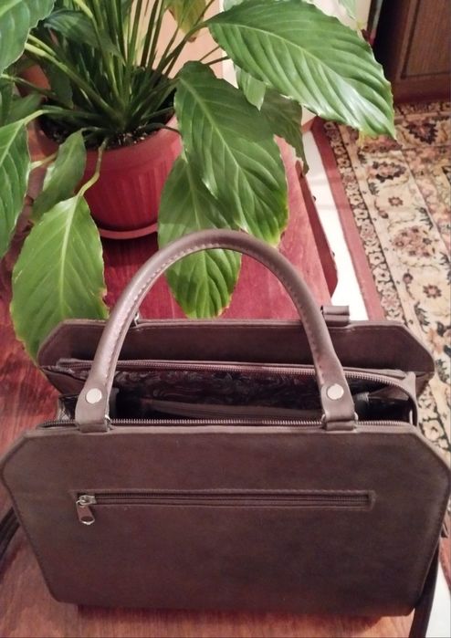 Сумка новая 8000 тенге