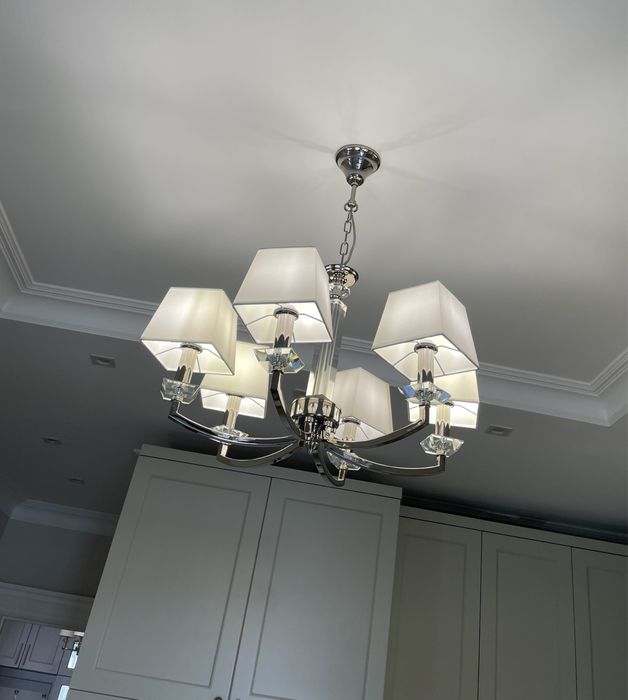 Люстра для комнат