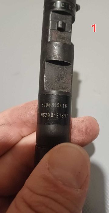 Дюзи, помпа, полуоски, съединител, алтернатор,стратер - Дачиа  1.5 dci