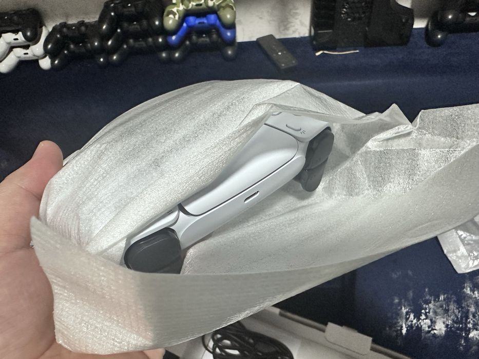 Playstation 5 slim как на фото продам 24/7