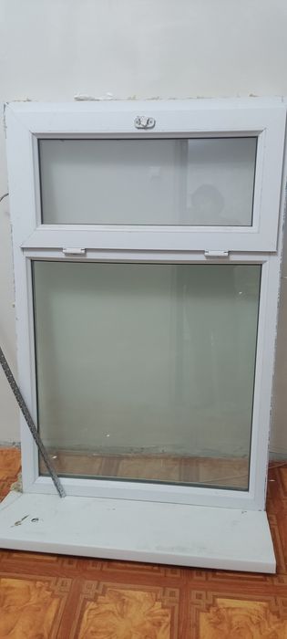 Пластик терезе  қолданылған.