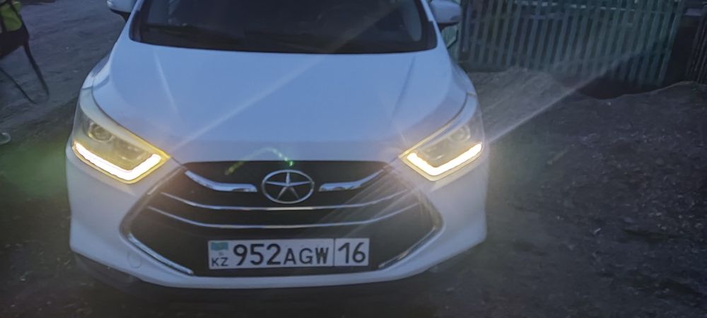 Продам Jac S3 2018г