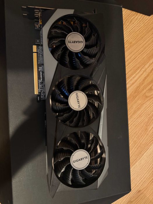 RTX 3070 Gaming OC 8GB, servisata, temperaturi bune