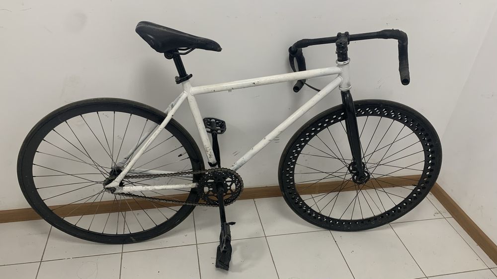 Шоссейный велосипед