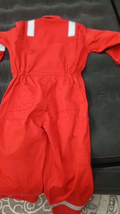 Продам спецовку комбинезон летний