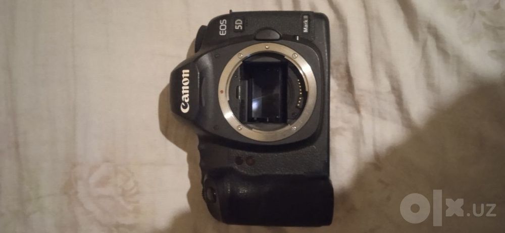 5D mark 2  50 obettif 1 ta batare 1ta zaratchik