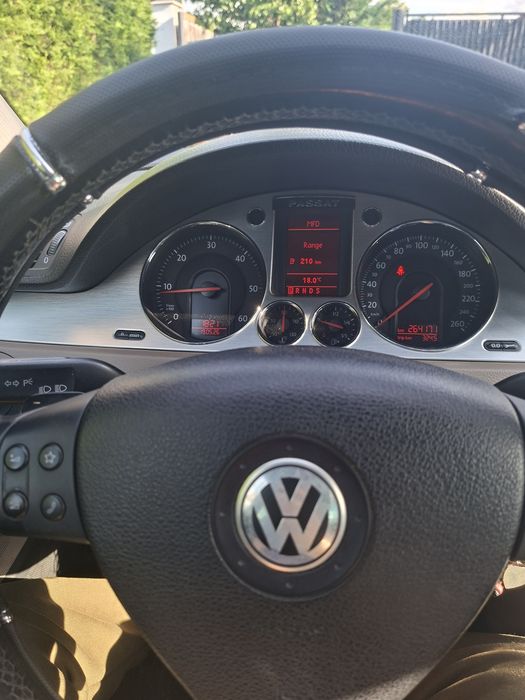 Vând w passat  an 2007