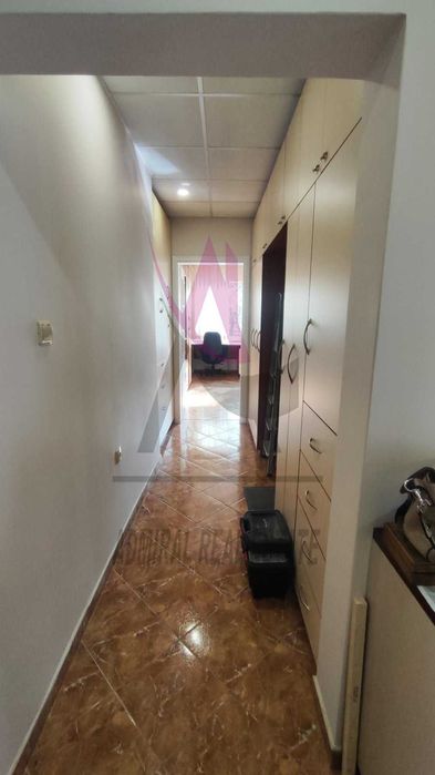 Дава се под наем Четиристаен апартамент в Варна, Център - 98 кв.м за 767 € - Снимка #5