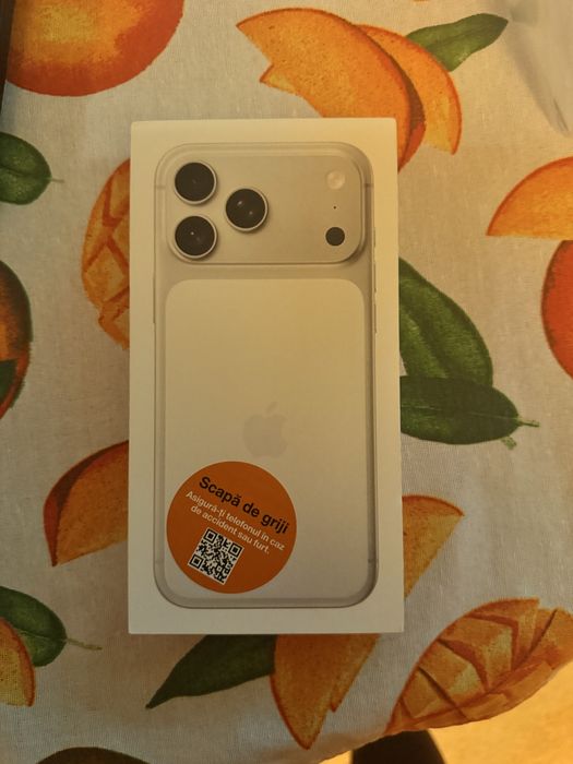 Vând Iphone 17 pro max 512gb