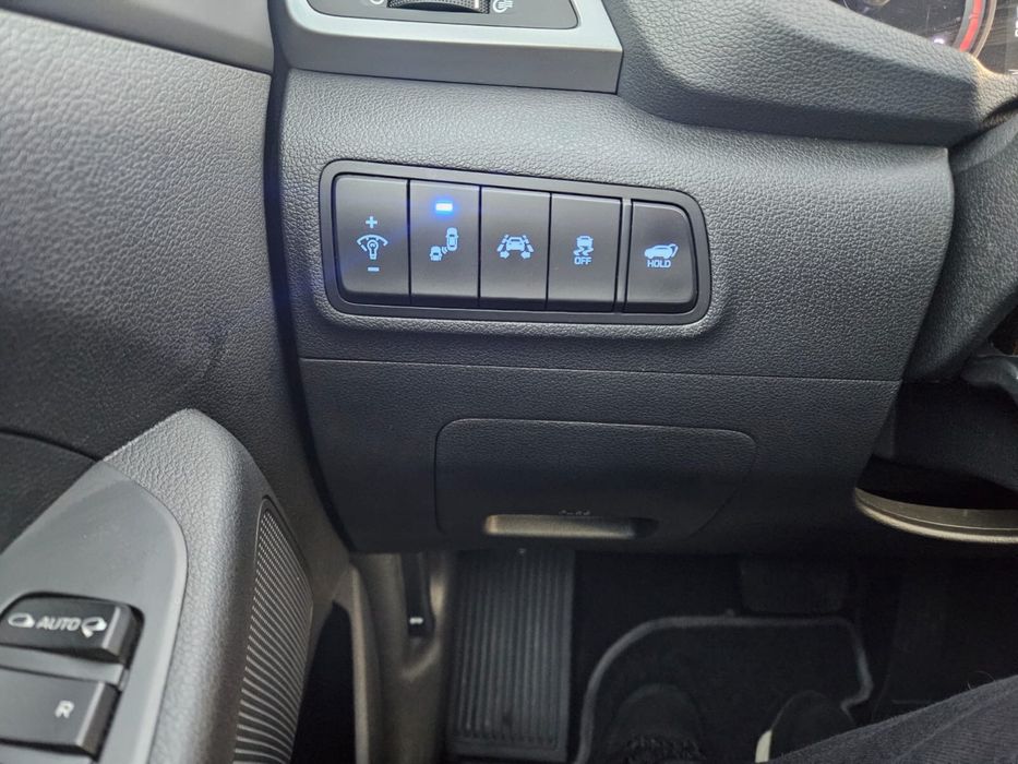 Vand Hyundai Tucson,2017,136cp,4X4,automat,full!