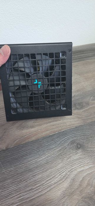 Sursa DeepCooL PQ750M