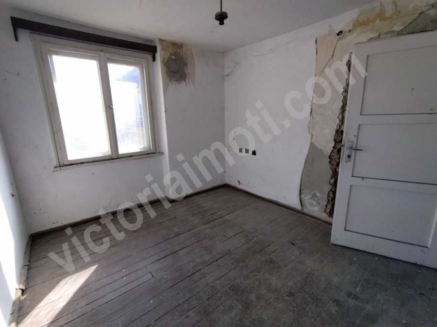 Продава се Четиристаен апартамент в Велико Търново, Център - 74 кв.м за 1392 €/кв.м - Снимка #6