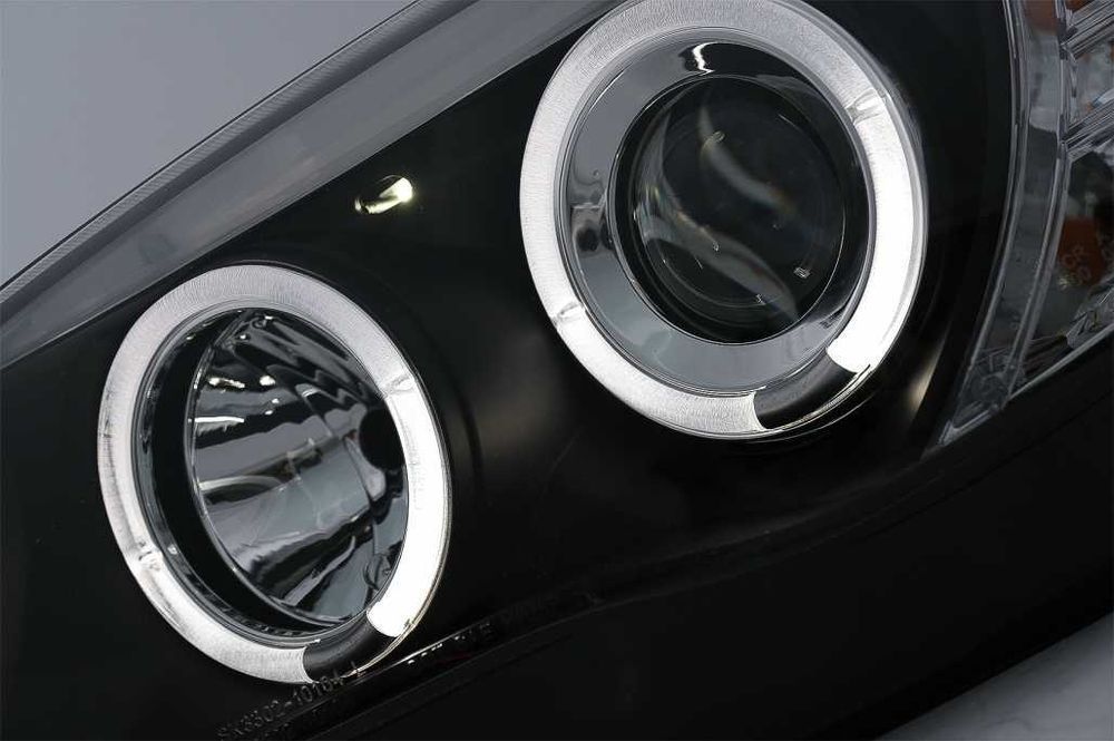 Faruri Angel Eyes BMW Seria 1 E81 E82 E87 E88 (2004-2011) Negru