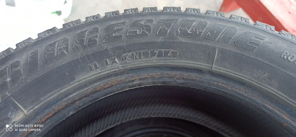 Продам зимний шина