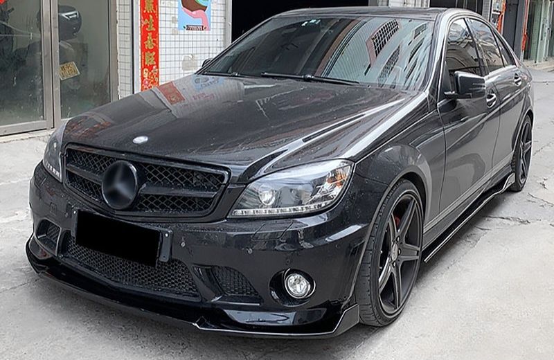 Тюнинг W204 AMG обвес Элероны сплитер диффузор