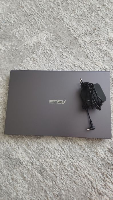 Vând laptop ASUS VivoBook X509FB-EJ034