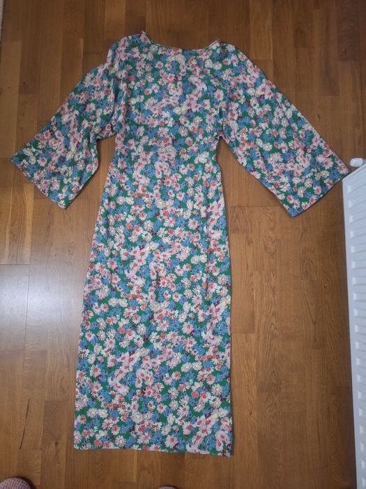 Rochie noua, Zara