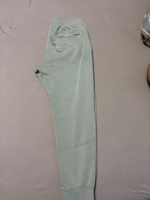 Pantaloni Nike verzi