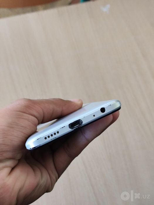 Tecno spark 8c sotiladi