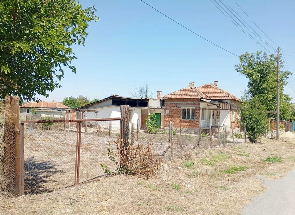 Къща в село Синапово