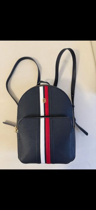 Продам рюкзак Tommy hilfiger