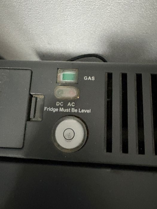 Lada frigorifica merge 220v sau pe gaz!