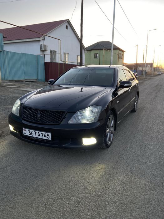 Toyota Crown Athlete 3.5