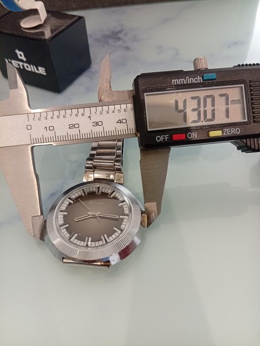 Руски ръчен механичен часовник РАКЕТА