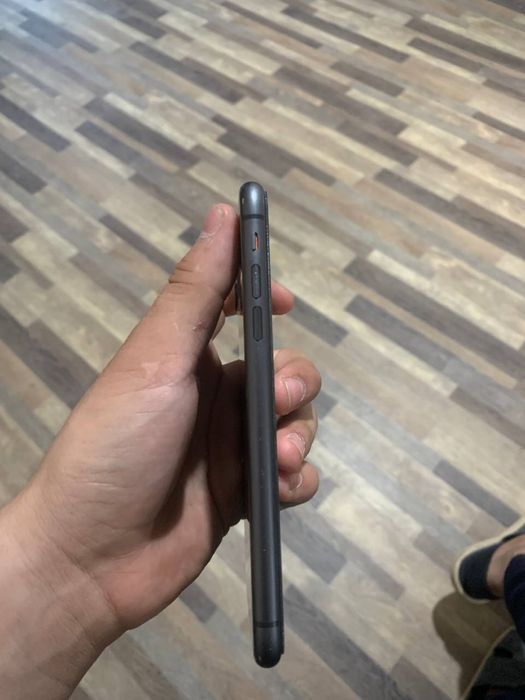 iphone 11 ochilmagan ideal 72 %