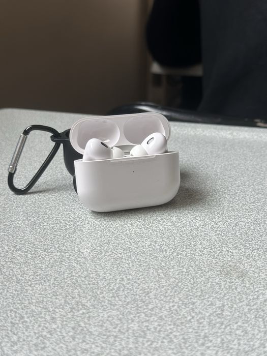 Продам airpods pro 2