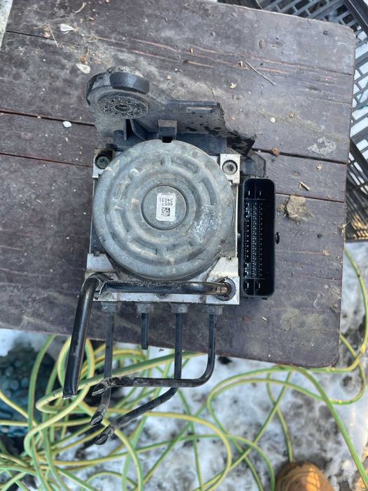 Pompa ABS VW Golf VII