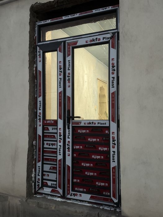 Akfa-eshik-oyna-setkalar