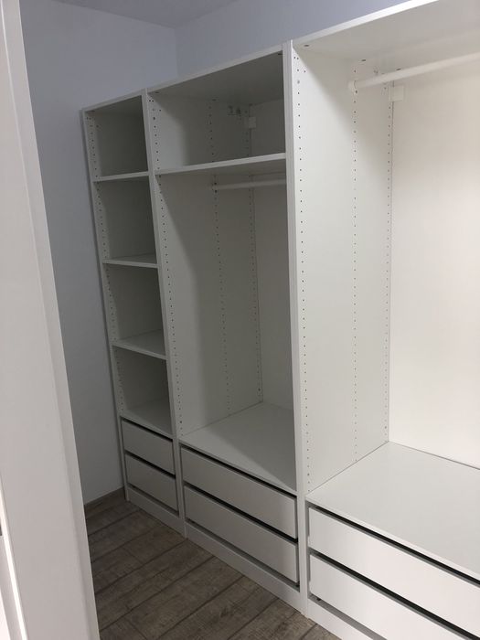 Montaj mobila Jysk . Asamblare mobilier Jysk . Montez mobila Jysk