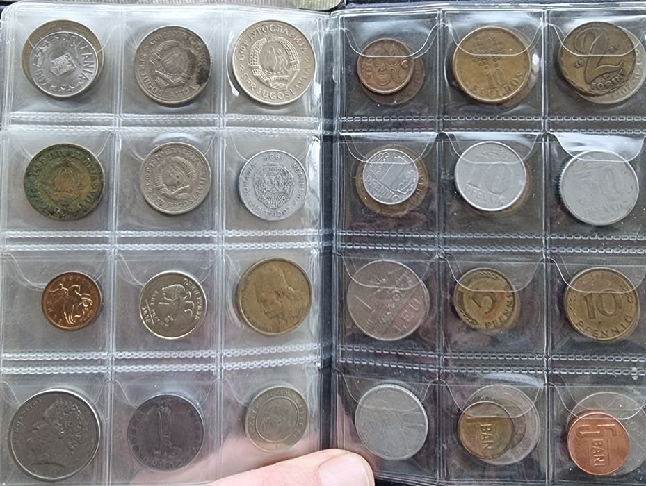 72 монети /30 Български 42 чужди +албум
