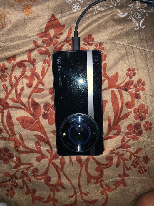 5G phone Up na dobro