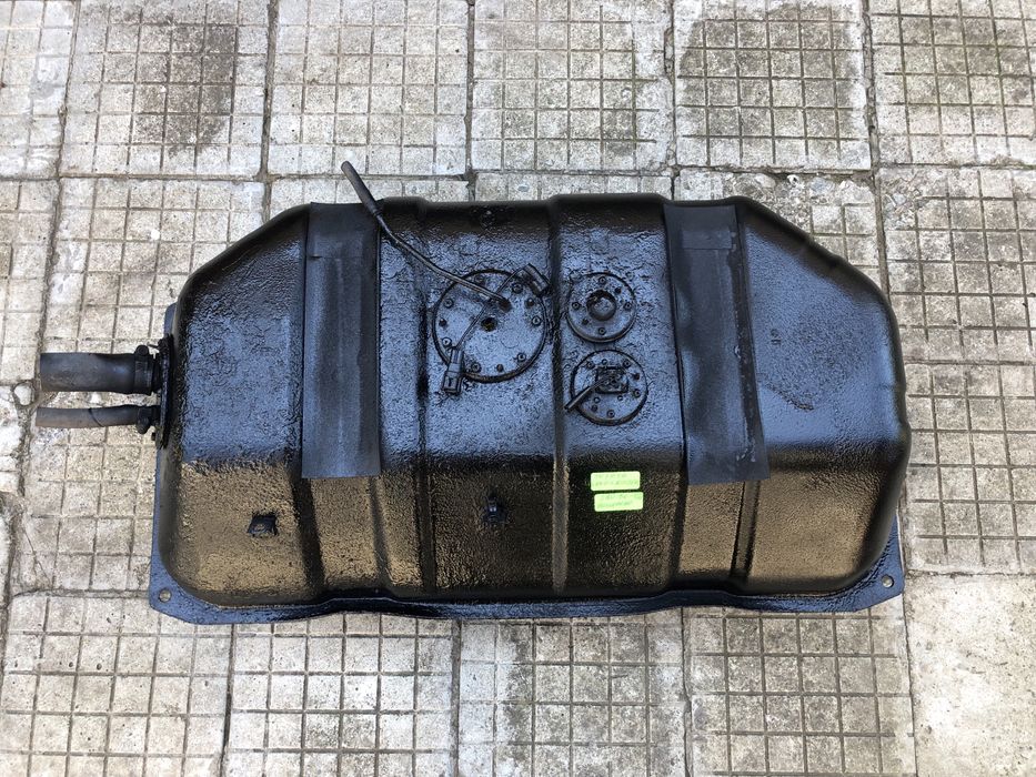 Резервоар за Тойота Ланд Крузер J90 /land cruiser J90 96-02г