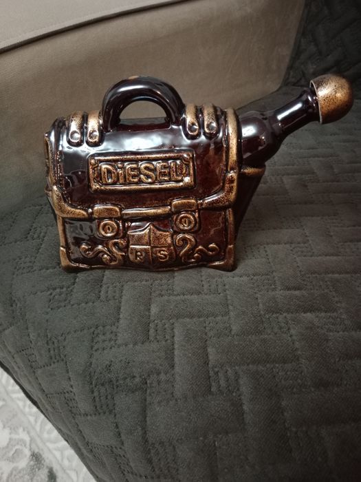 Продам сграфин для виски