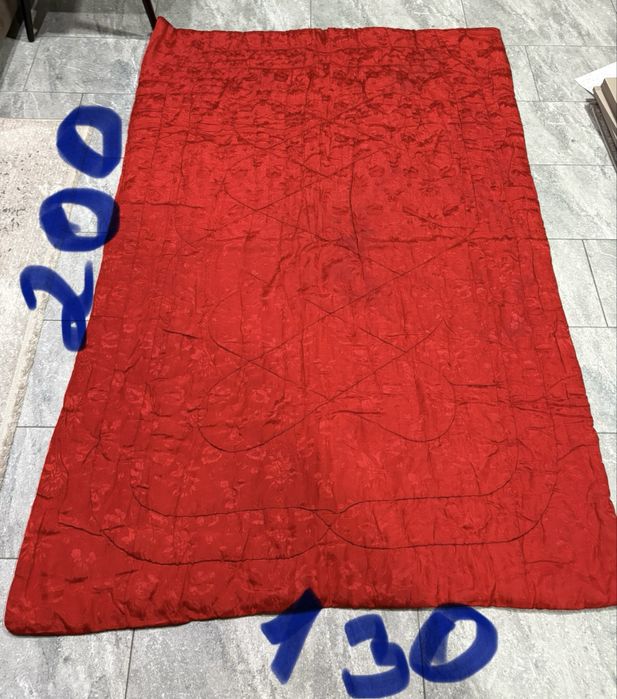 Продам одеяла  разные