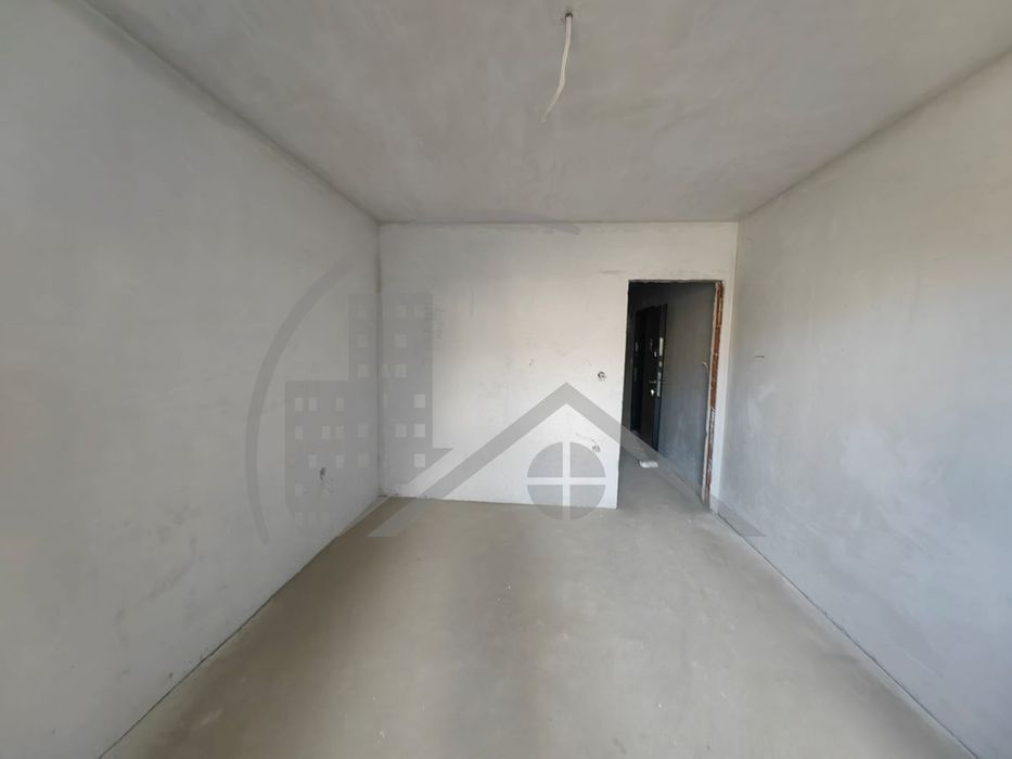 Просторен 2-стаен! Статут - апартамент! Завършена сграда с АКТ16!