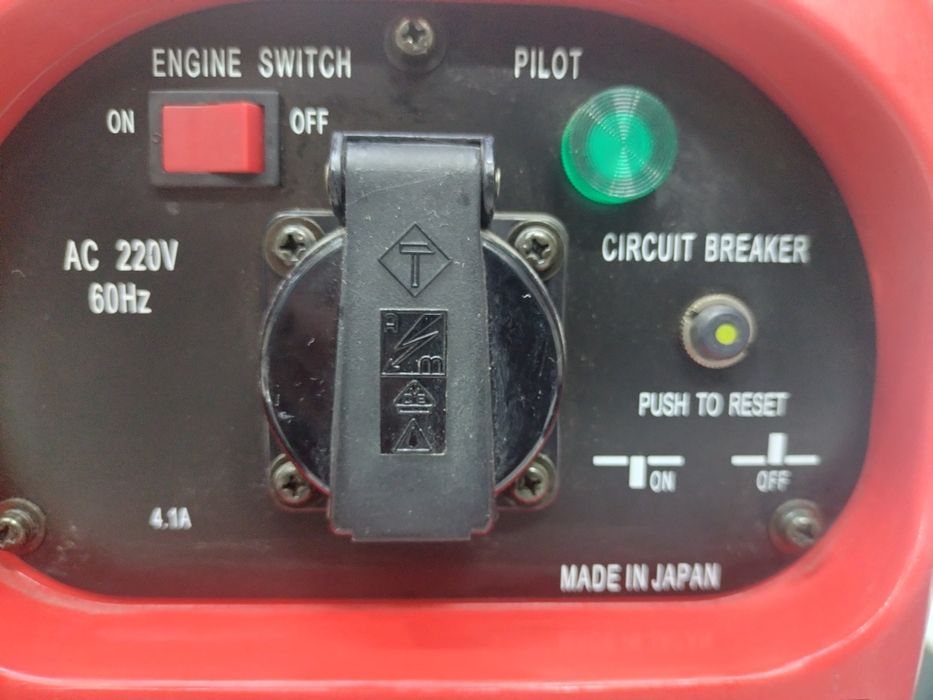 Бензиновый генератор