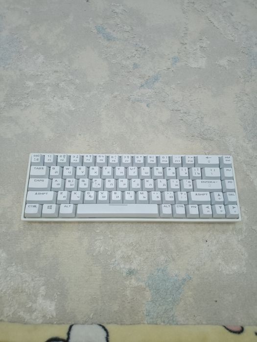 2E gaming keyboard kg370