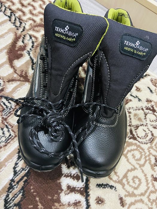 Продам спецобувь