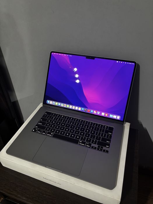 Macbook air m2 2023 года, 15.6