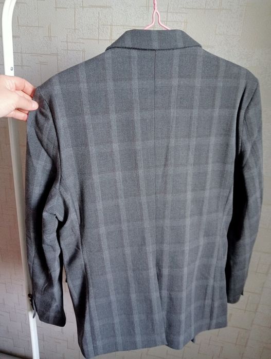 Продам костюм 2-ка