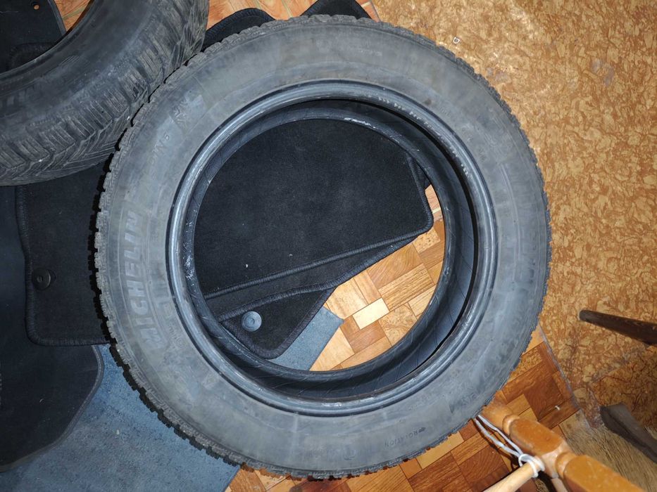 Michelin Alpin 6 215 55 17 dot 3518 зимни гуми