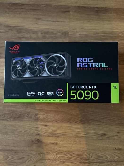 Asus Rog Astral Rtx 5090 32GB GDDR7X Видеокарта