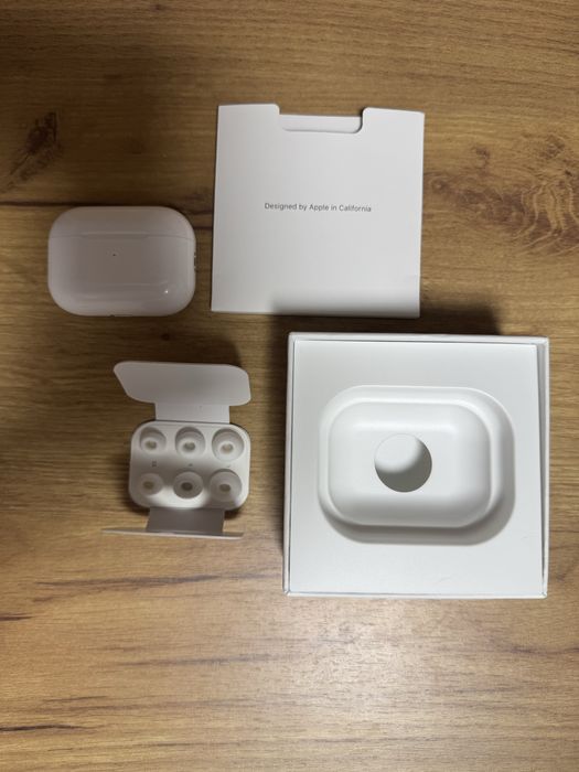 Продавам слушалки Airpods pro 2 оригинални